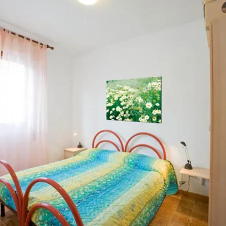 Relax In Our Flat With Garden By The *